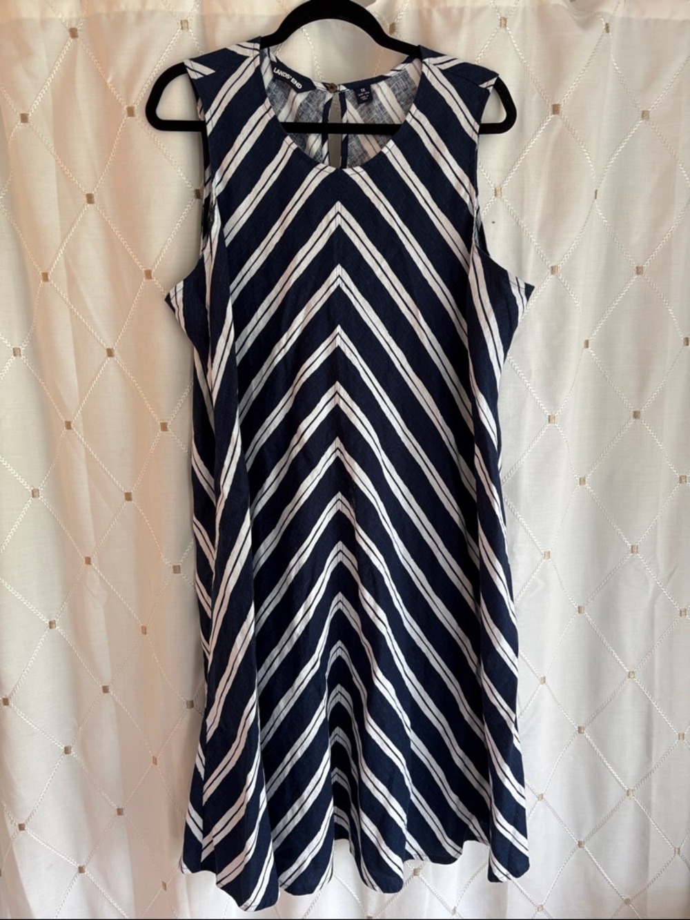 Brand new without tags!  Lands' End linen Navy and White Chevron Midi Dress